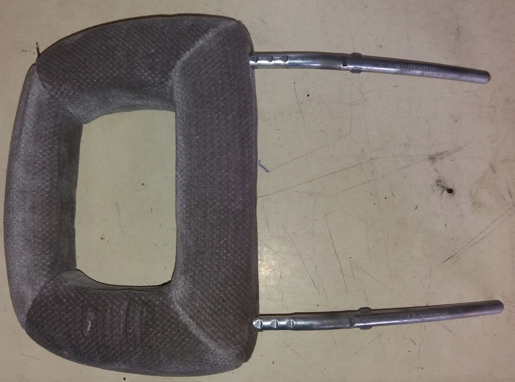 фото №1, Opel omega b підголівник сидіння задня