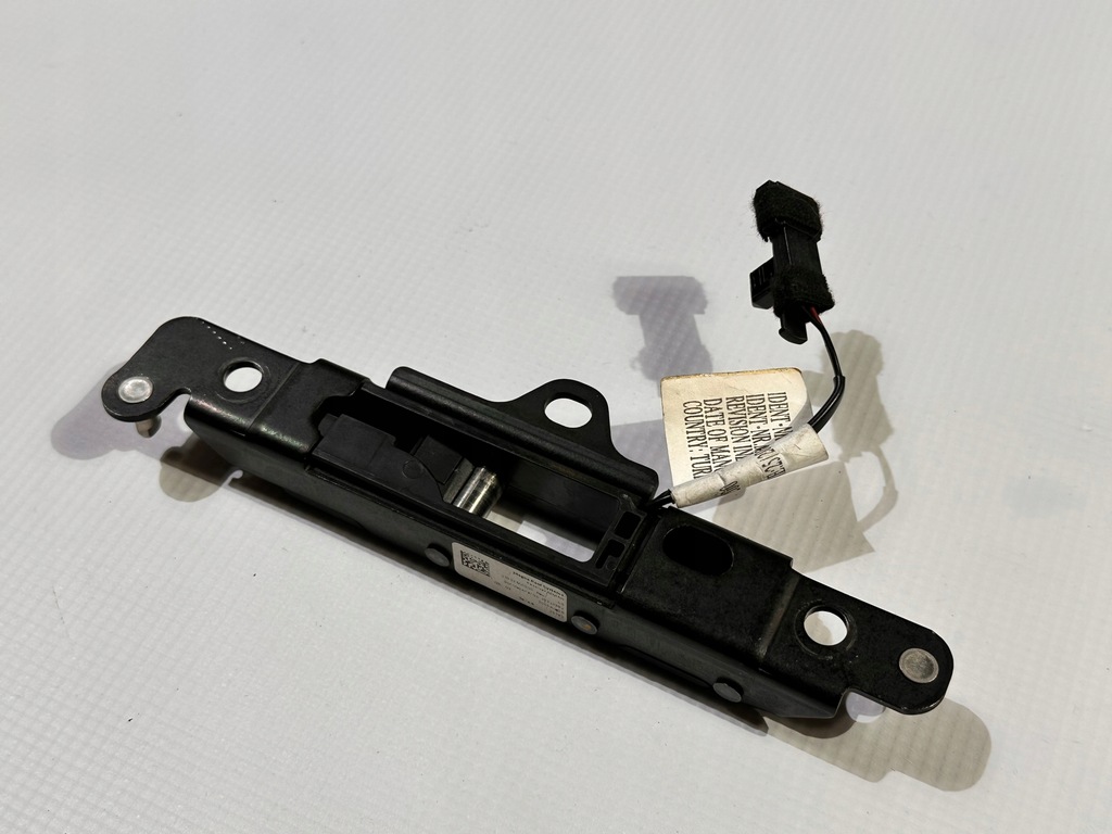 фото №8, Замок засувка правий дах chevrolet camaro cabrio 2016+