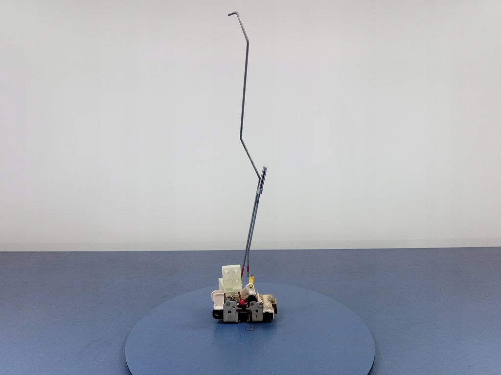 фото №1, Jeep compass i замок дверь перед правый 04589422ah