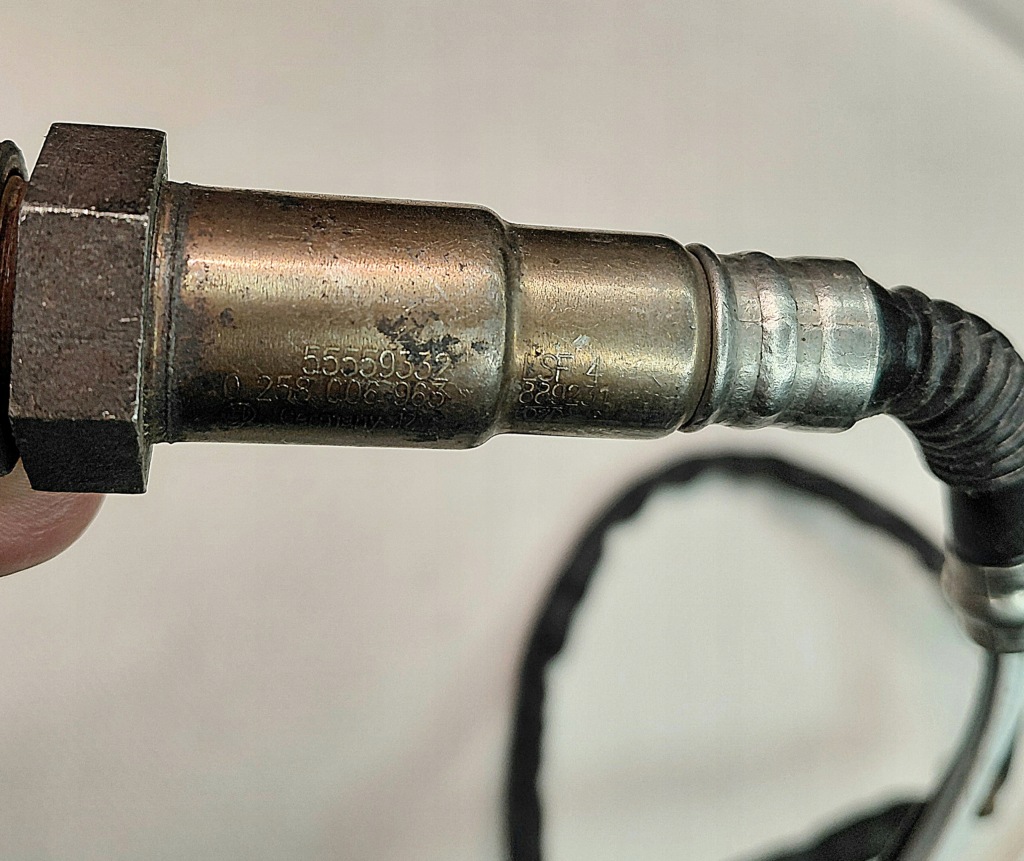 Opel corsa d 1.6 turbo датчик лямбда-зонд 55559332 в Україні