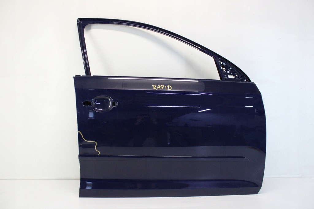 фото №1, Skoda rapid дверь правый перед