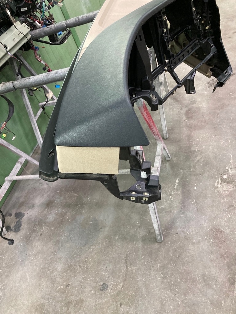 фото №10, Mercedes actros mp4 панель приладів консоль панель приладів широка кабіна