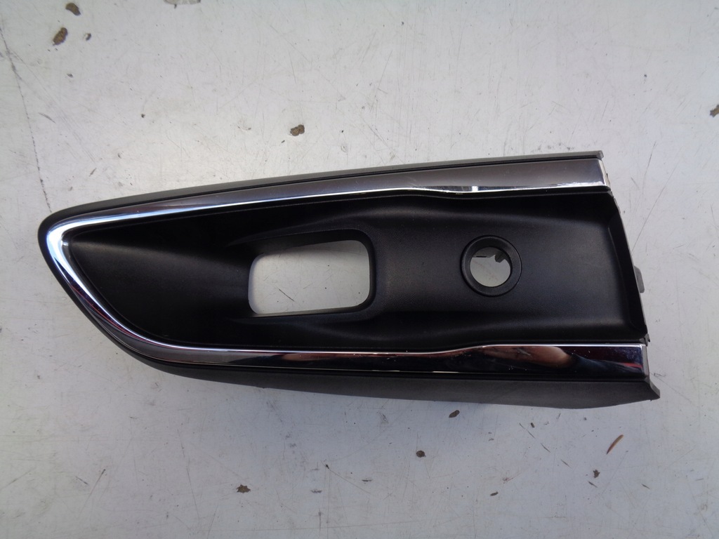 фото №1, Решётка бампера левая renault zoe ii 19- lift