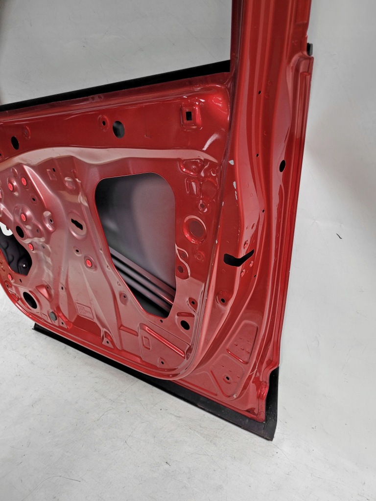 Купить Дверь правое  перед / задняя mazda cx-30 2019-