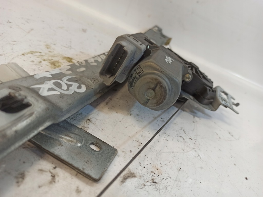 фото №9, Peugeot 307 механизм стекло правый перед 10400915j 401786