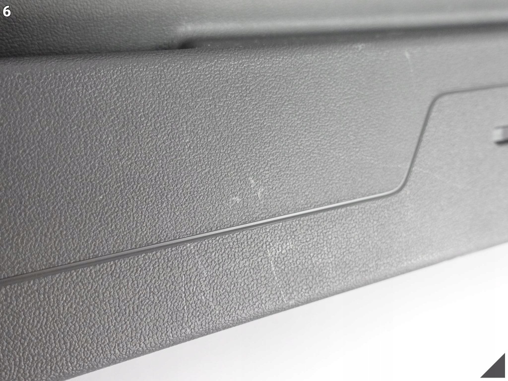 фото №7, Audi a1 82a ii 18- обивка защита крышки задней