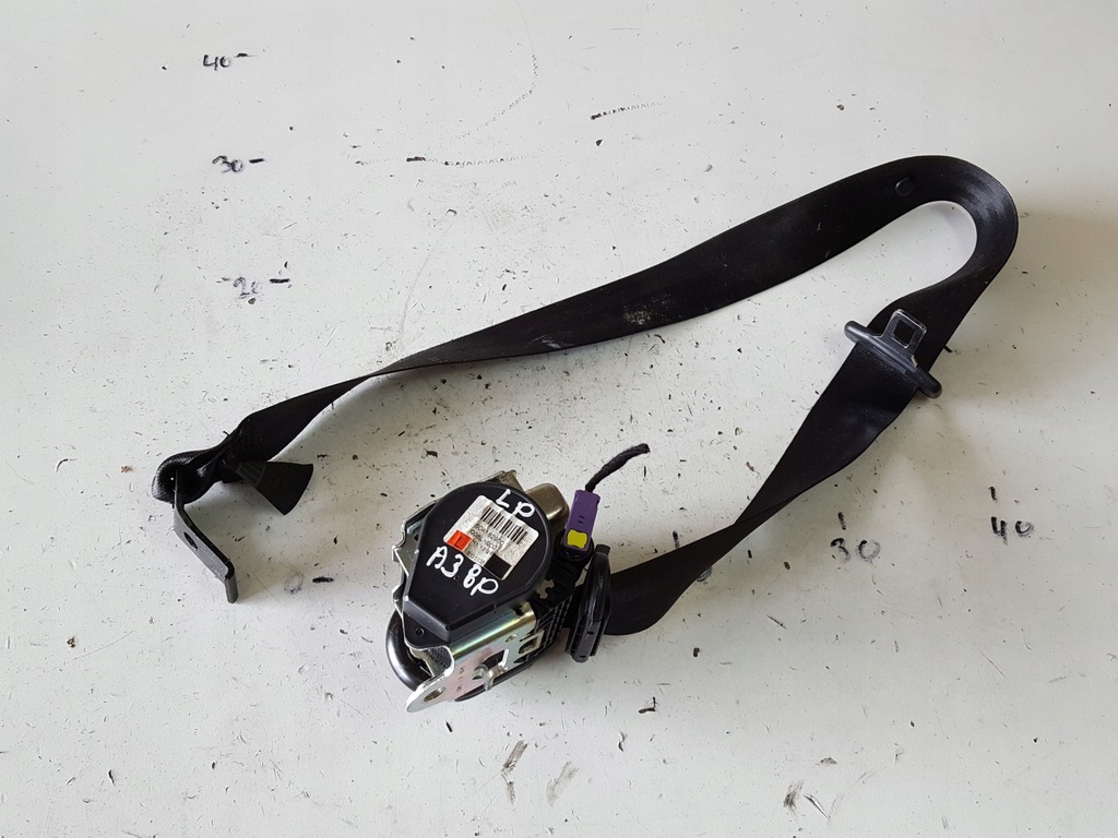 фото №1, Audi a3 8p 04-07r pas безопасности левый перед 5d sportback