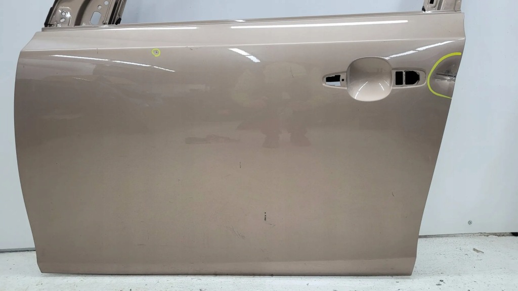 Volvo v40 12+ дверь перед передние левая fv Недорого