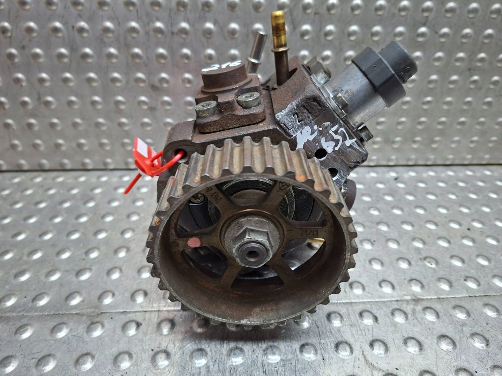 Насос упорскування bosch 0445010216 renault scenic 3 1.9 dci 2009- Оригінал