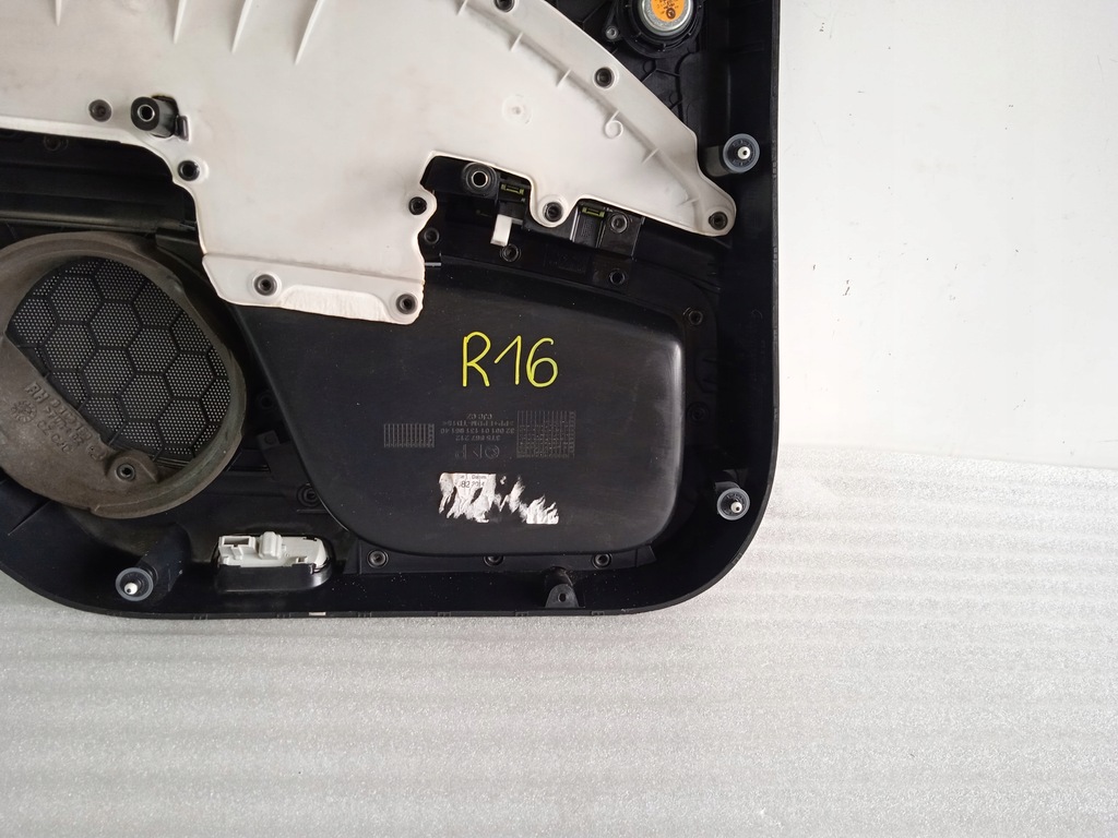 фото №9, Skoda superb ii lift kombi обшивка двері правий задня