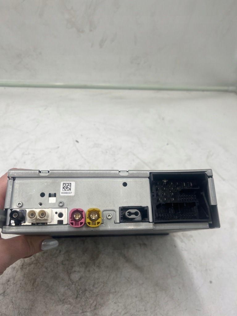 Купити Програвач чейнджер cd зчитувач карта sd 5q0035842c