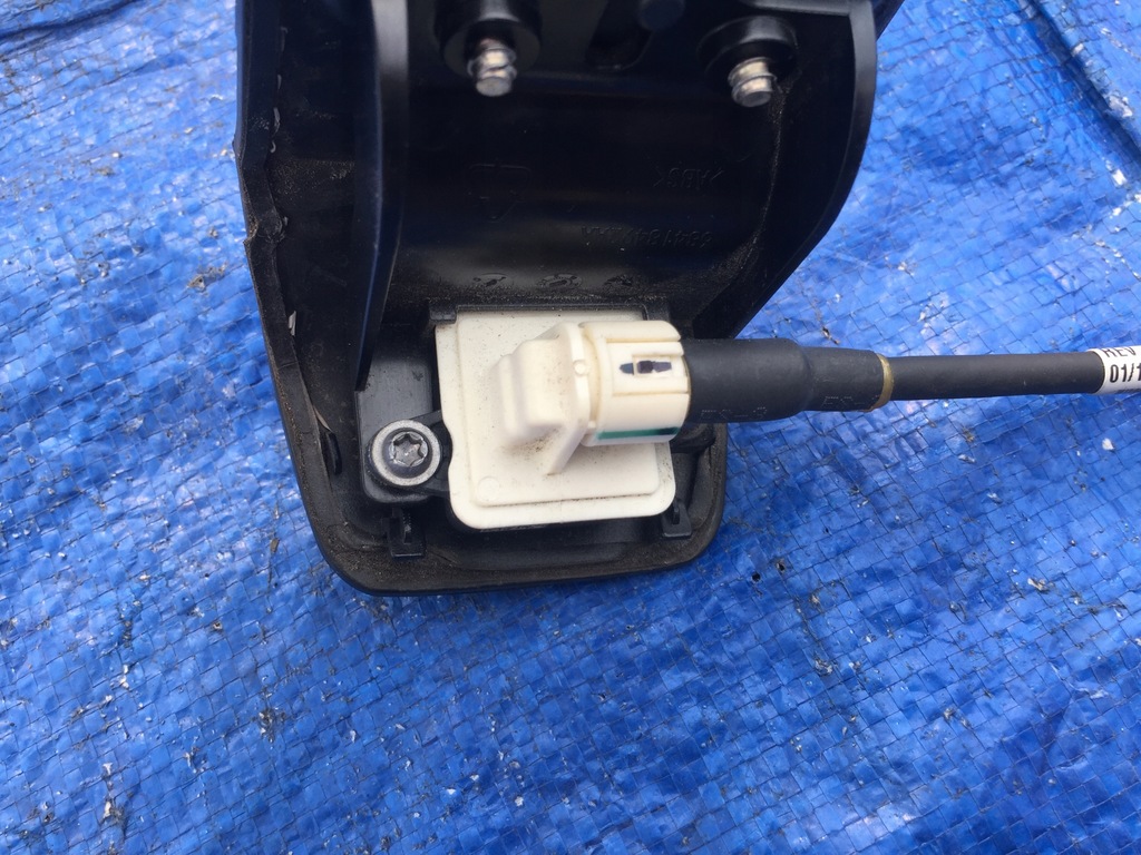 фото №4, Dodge challenger widebody 20 21 22 камера задня з кришки спойлер