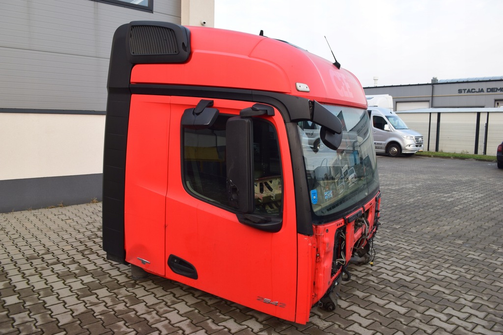 фото №6, Каркас кабины mercedes actros mp4 stream space