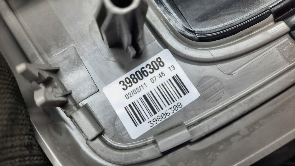 фото №10, Освещение кабины салона 39806308 volvo s60 ii v60 10-18r