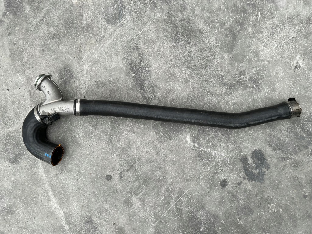 фото №2, Porsche panamera 970 труба интеркулер wąż