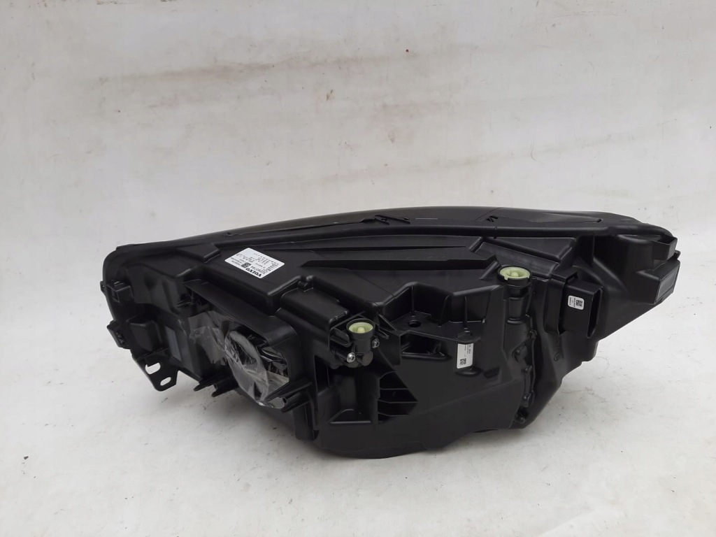 Volvo xc40 рестайлінг  22- фара правий перед передня full led 32293764 Ціна