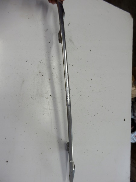 фото №1, Toyota previa ii 05 молдинг багажника крышки задняя