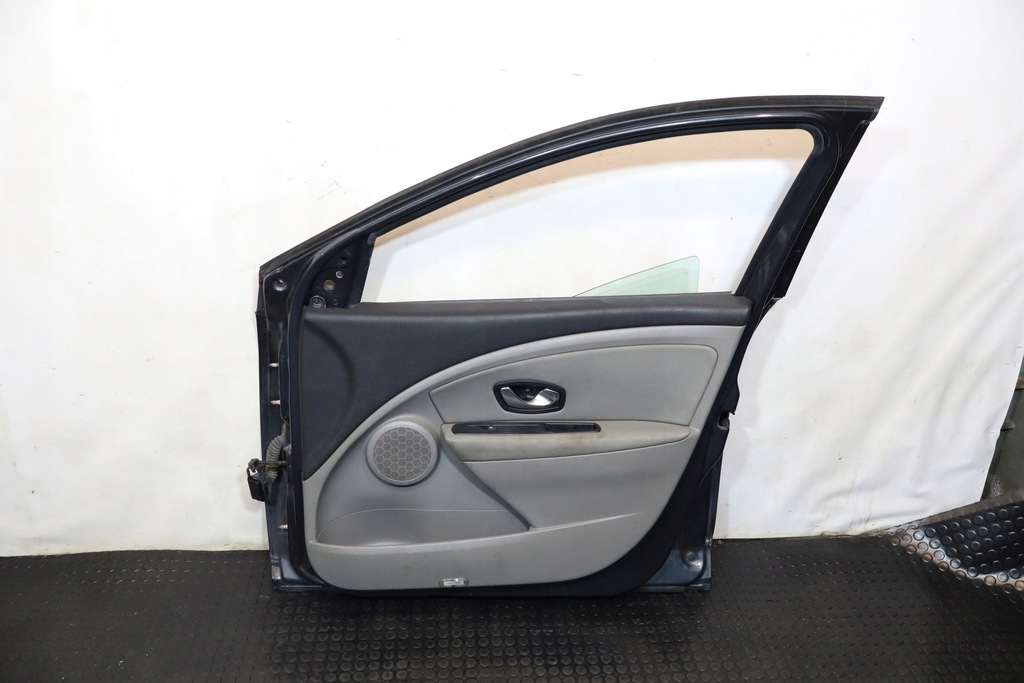 фото №2, Дверь правый перед renault megane iii