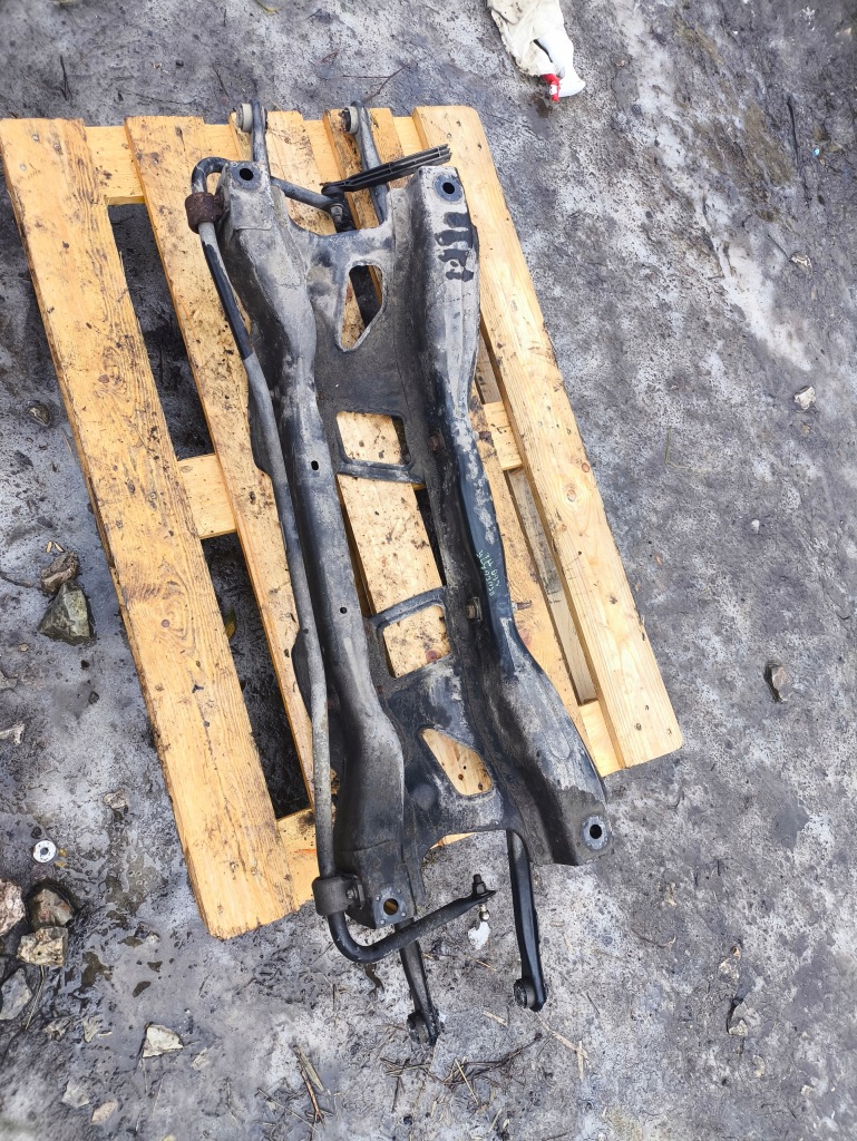 Купить Jeep renegade подрамник балка подрамник подрамник задний  jeep renegade ?