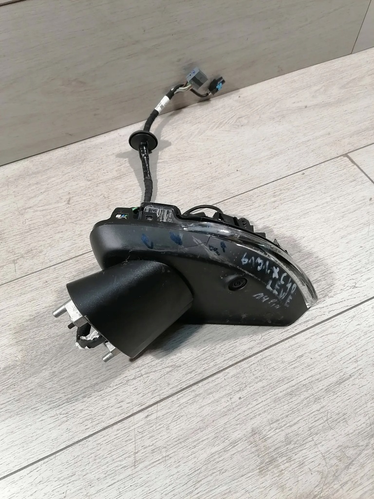 фото №9, Volvo xc40 ii зеркало левая 14pin 31442779