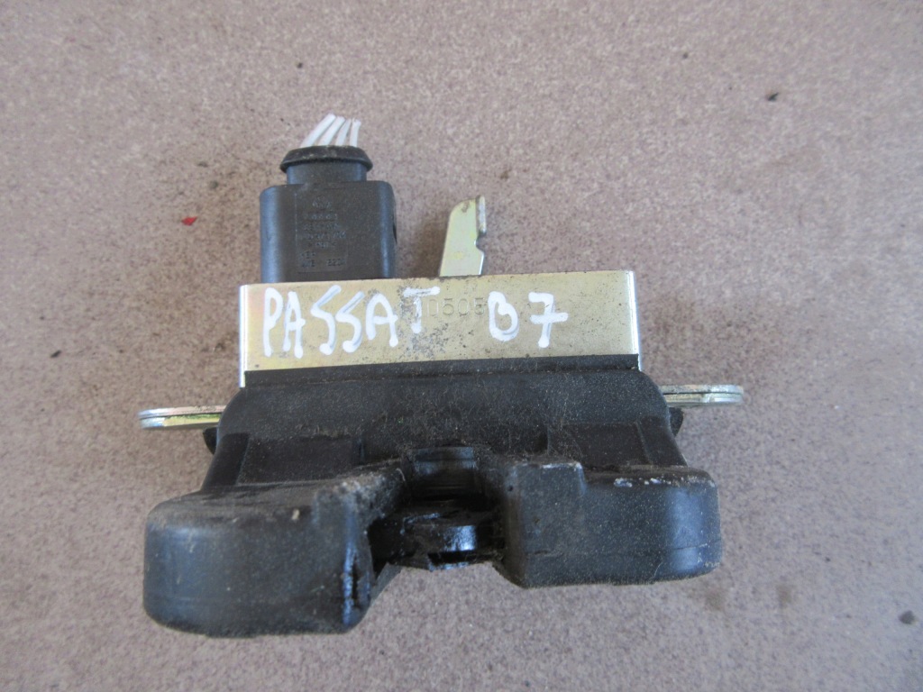 фото №3, Замок крышки багажника задняя vw passat b7 kombi