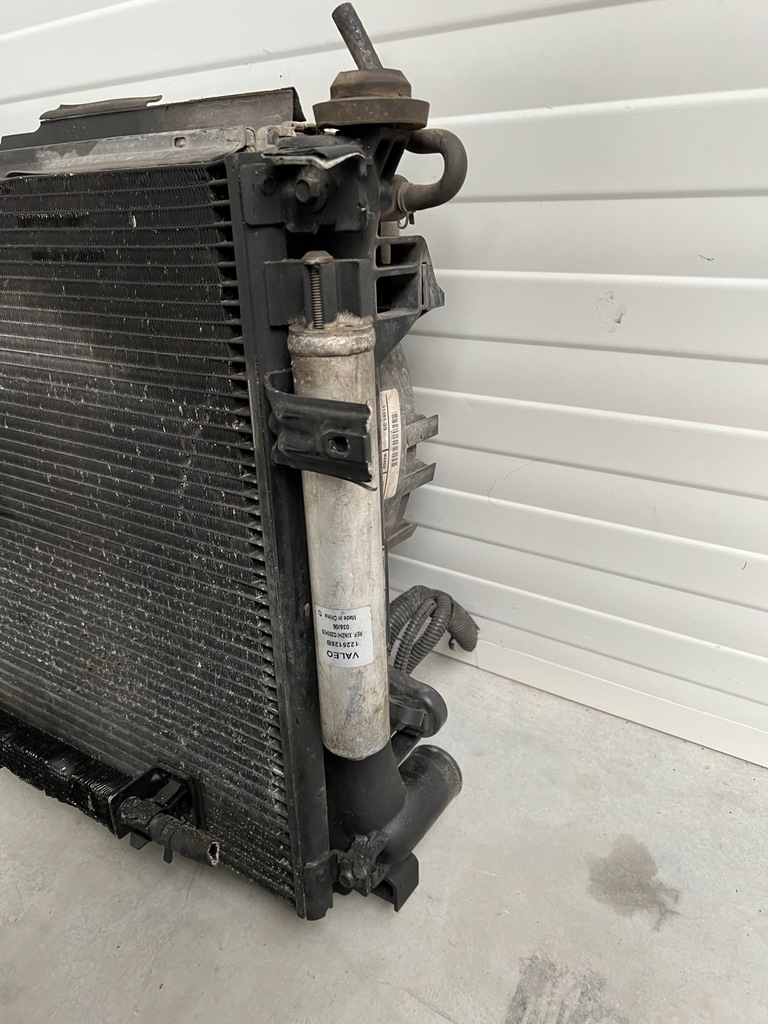 фото №11, Pas передній радіатор chrysler 300c