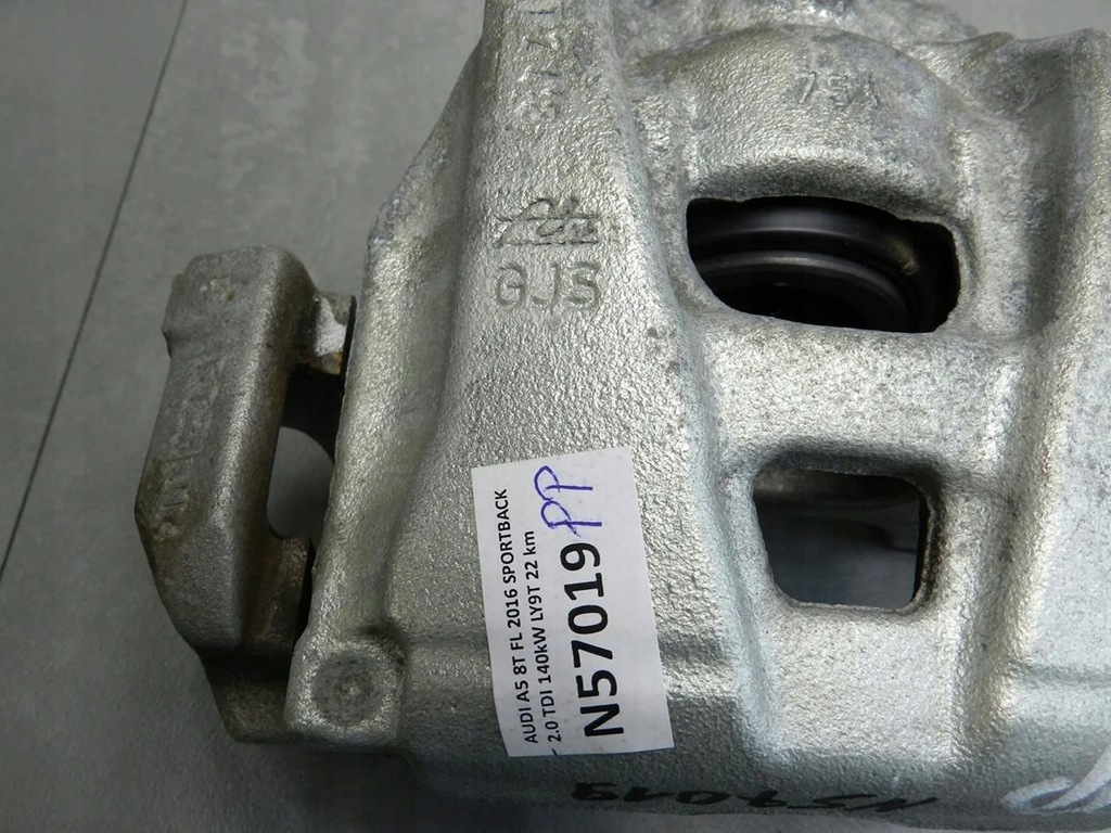 фото №10, Audi a5 8t супорт правий перед