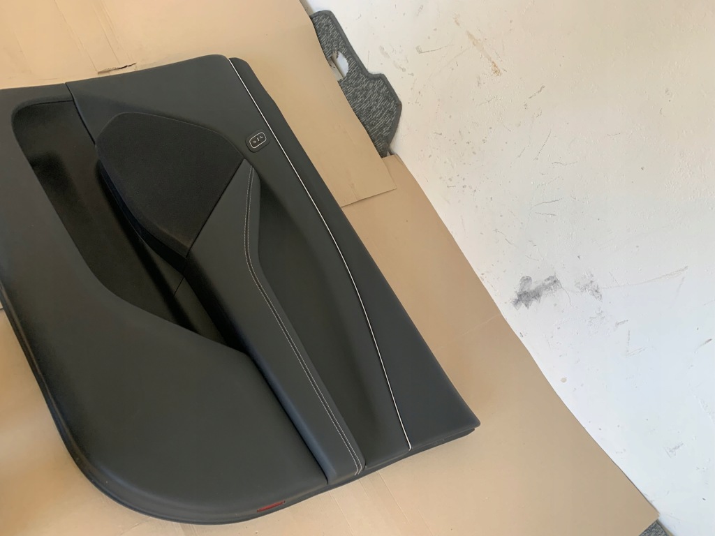 фото №2, Ford mustang mach-e rwd 21r обшивка обивка дверь правый перед передняя