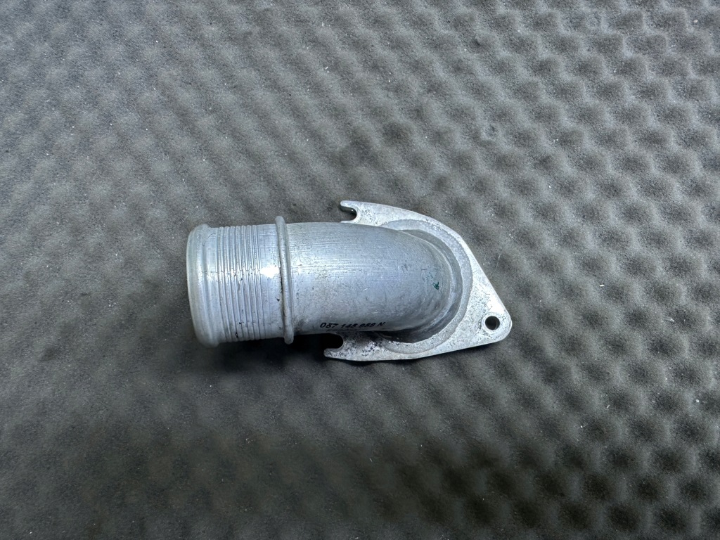 Купити 057145958n, шланг труба turbo повітрозабірник повітря audi q7