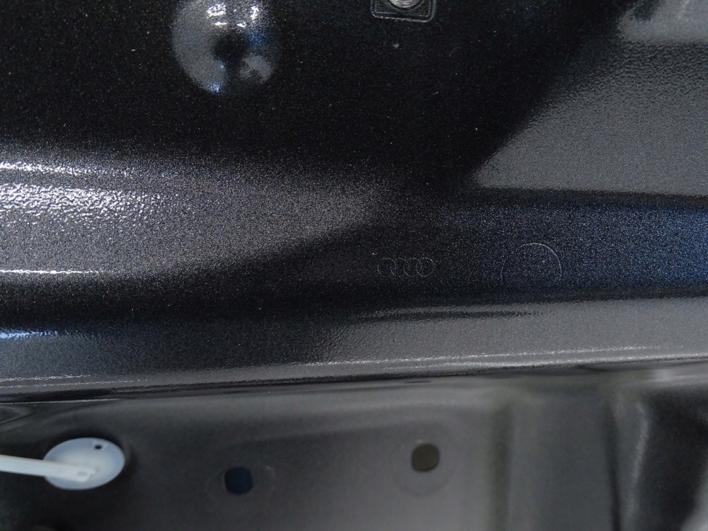 Двері праві перед праве передні audi a4 b9 8w седан / універсал сірі lz7s Недорого