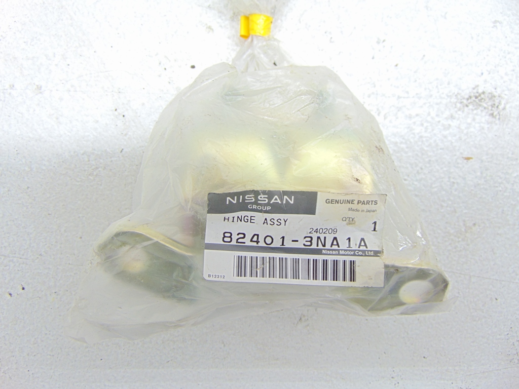 фото №1, Nissan оригинальный номер 824013na1a