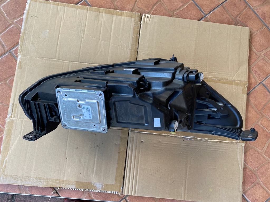 фото №4, Фара лампа левая full led ford focus mk4 4