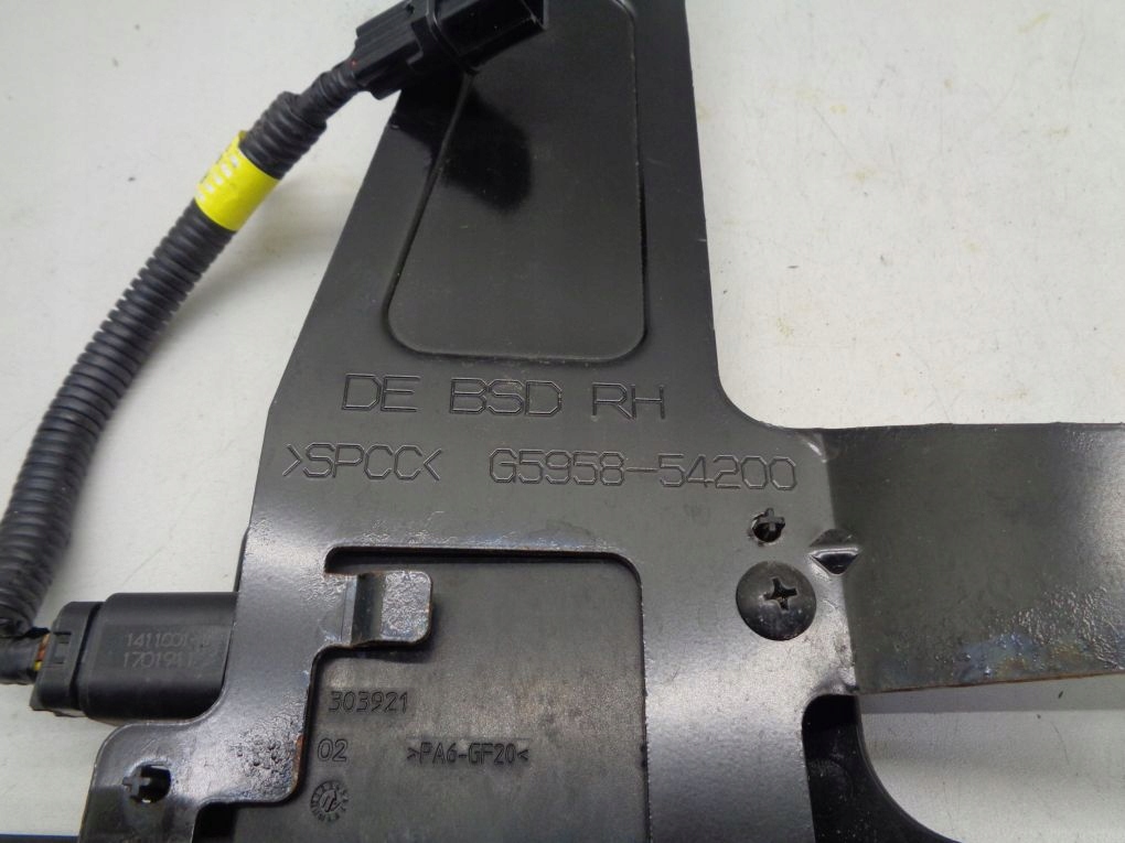 фото №4, Kia niro радар датчик мертвого pola правий задня