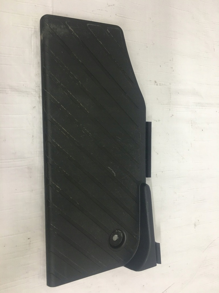 фото №9, Audi a3 8l podstopek підніжка 8l1864777a