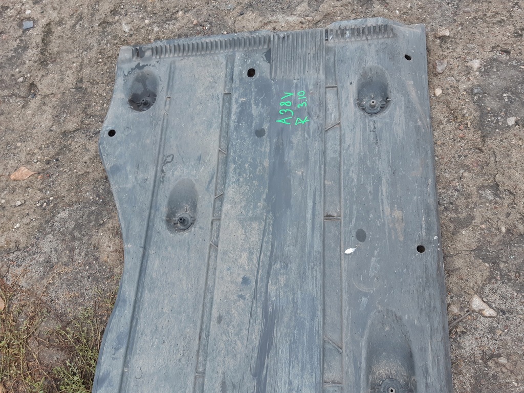 фото №7, Audi a3 8v захист плита підлога підвіска права 5q0825202l