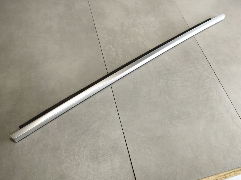 Купити Bmw x4m f98 молдинг двері ліва