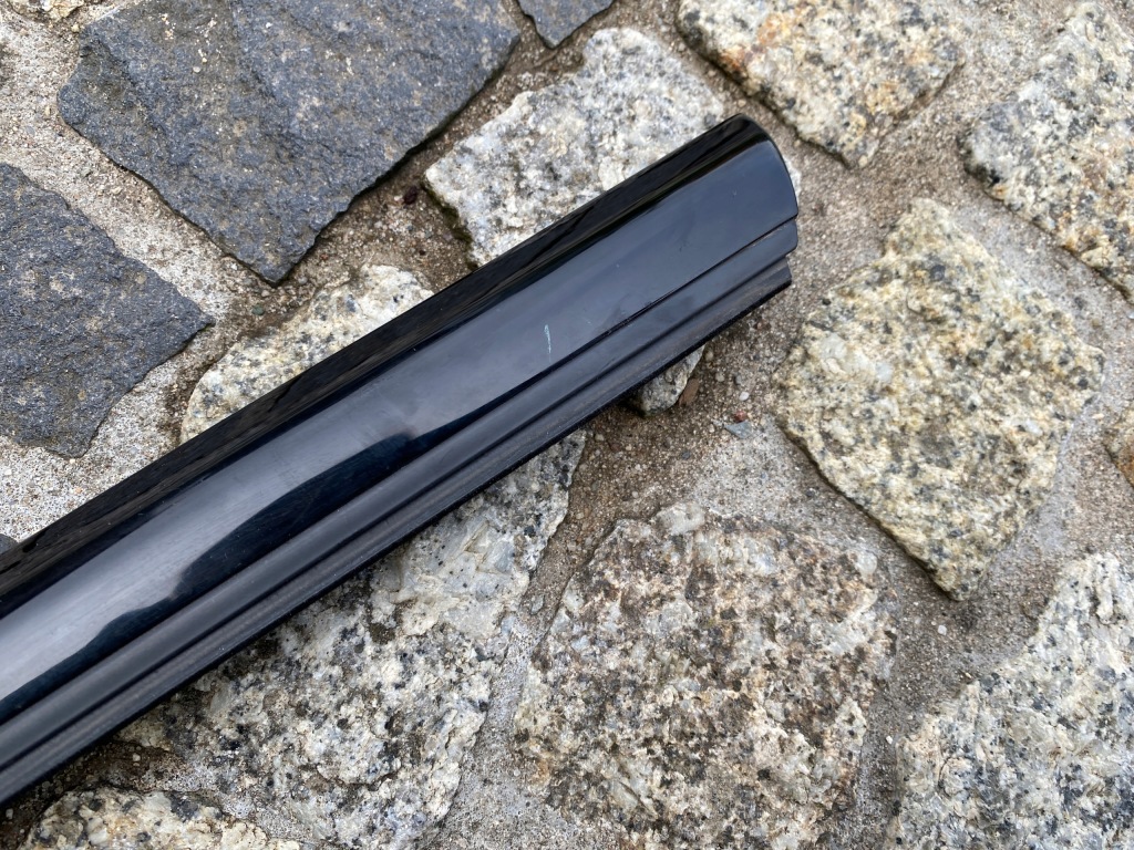 Mercedes 257 cls молдинг ущільнювач права перед задній 2577250800 2577352400 в Україні