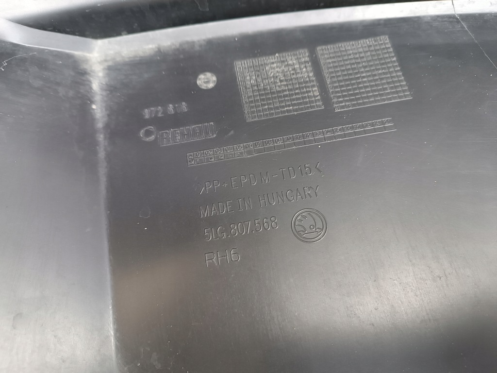 фото №15, Skoda enyaq vrs rs sport 5lg бампер задняя задний 6xpdc 5lg.807.568