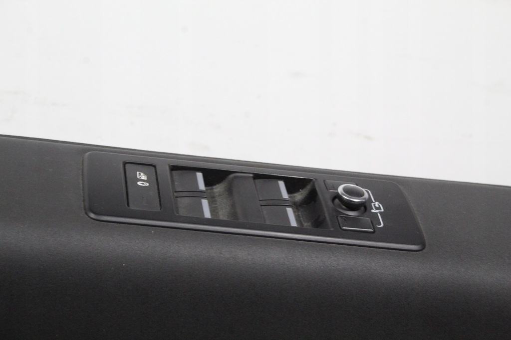 фото №6, Обивка обшивка дверь левый перед discovery v 5 l462