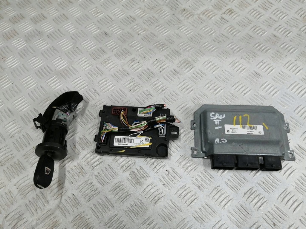 фото №1, Бортовий комп'ютер набір стартовий dacia sandero 2 ii 1.0 sce