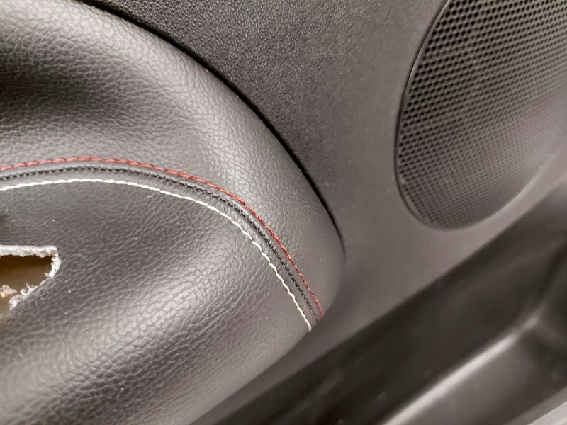 фото №4, Citroen ds3 обшивка двері лівий перед performance