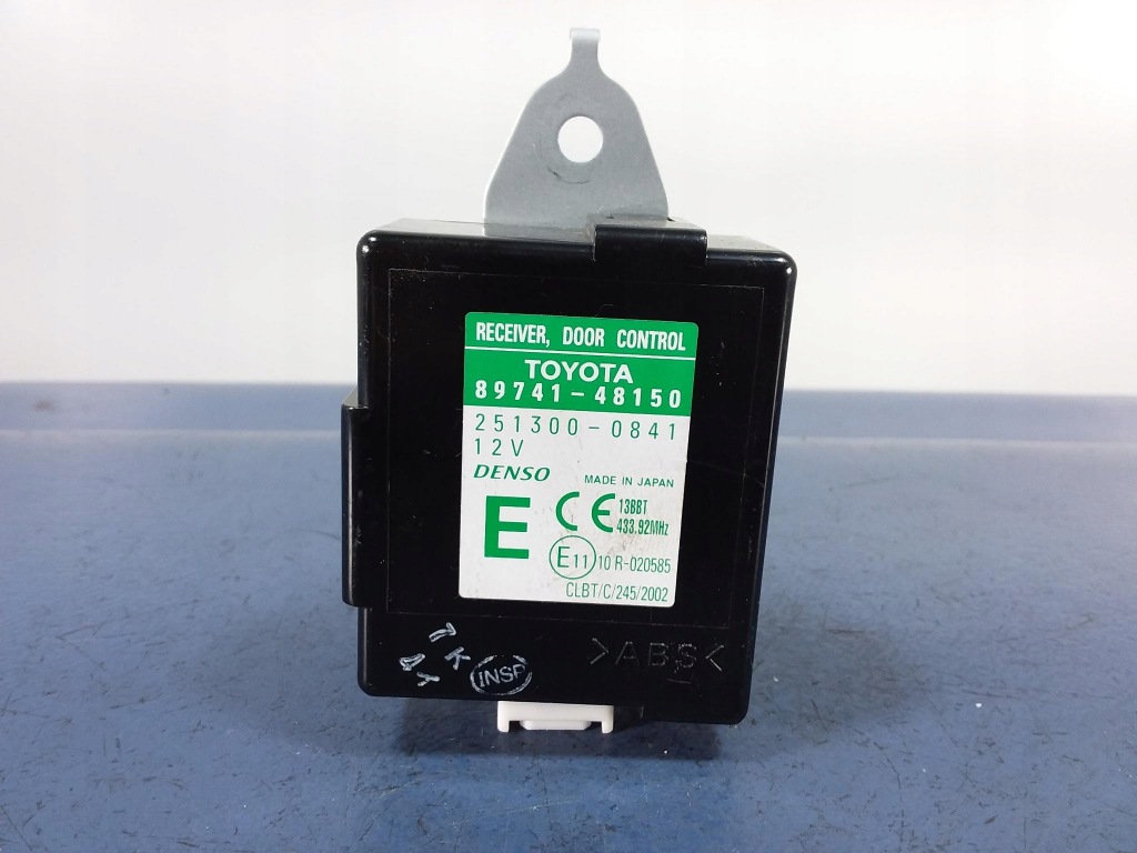 Купити Lexus rx ii xu30 модуль двері 89741-48150