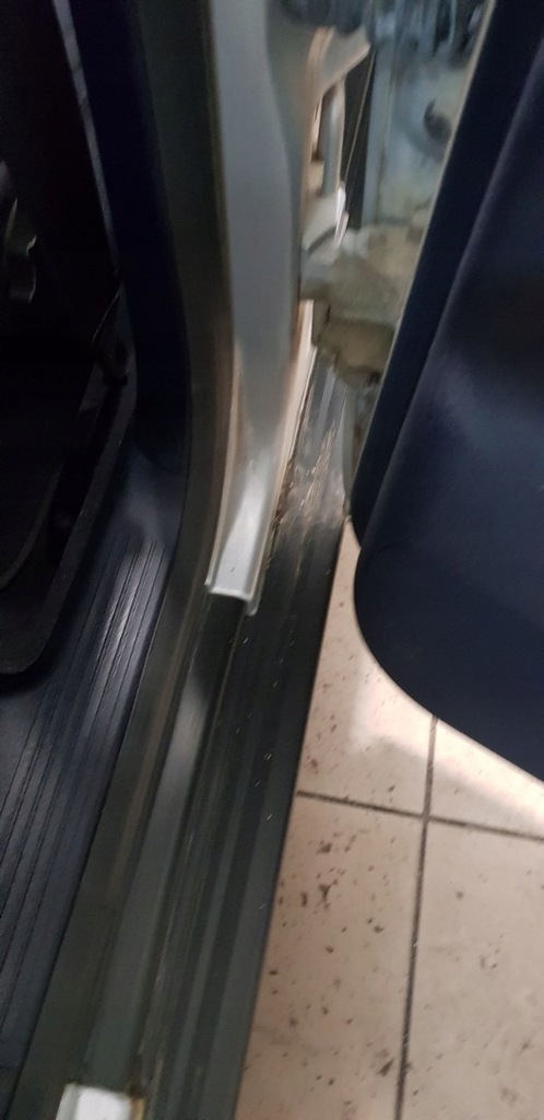 фото №7, Audi a3 8l 1996-2003 права 8l4853492 молдинг поріг przyklejana