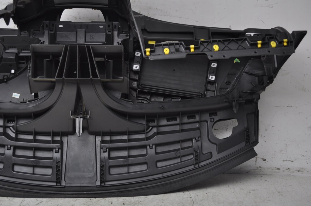 фото №8, Peugeot 207 приборная панель приборная приборная панель