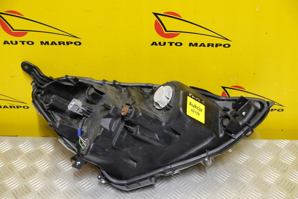 фото №6, Toyota prius c 2014- фара лампа led левая usa