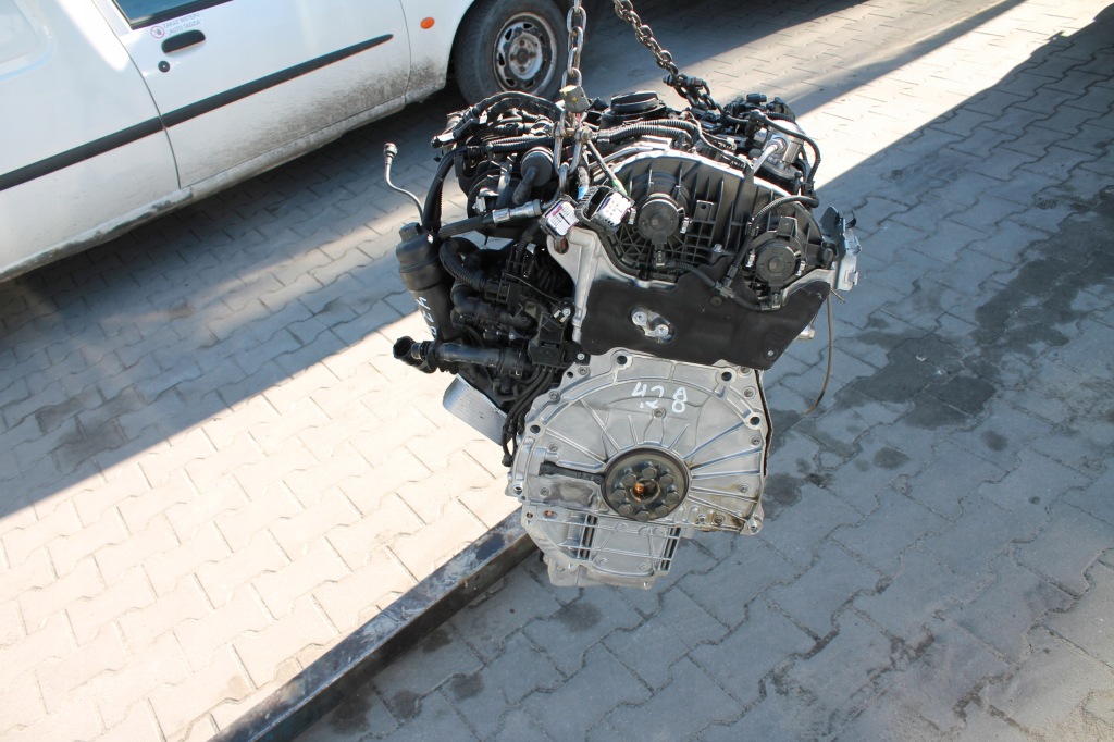 Двигун bmw 2,0 b48b20a 15 tyskm Зі Шроту