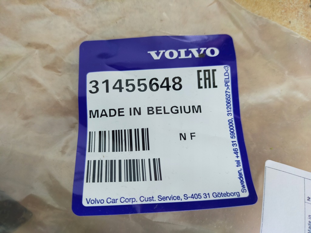 фото №2, Volvo v60 s60 18- молдинг накладка w бампер перед