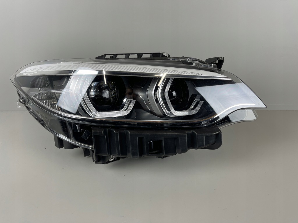 фото №1, Bmw 2 f22 f23 m2 f87 lci лампа правая адаптивный led europa 8738686