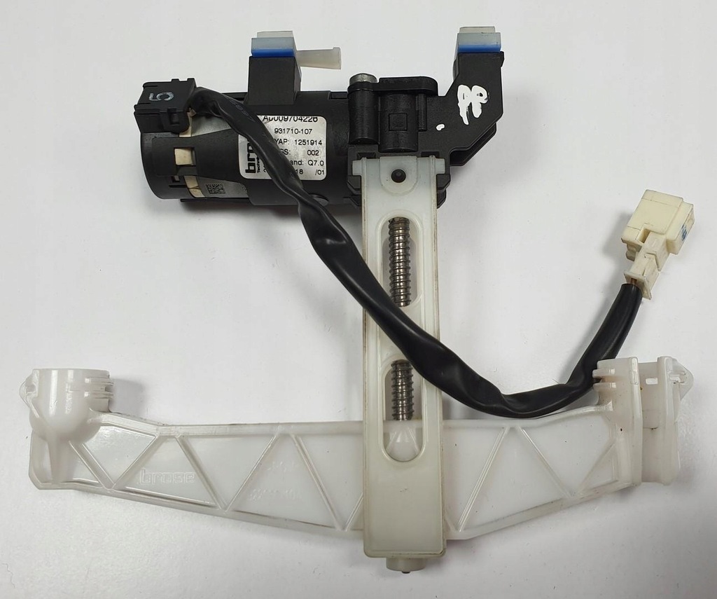 фото №1, Моторчик підголівник перед mercedes gle w167