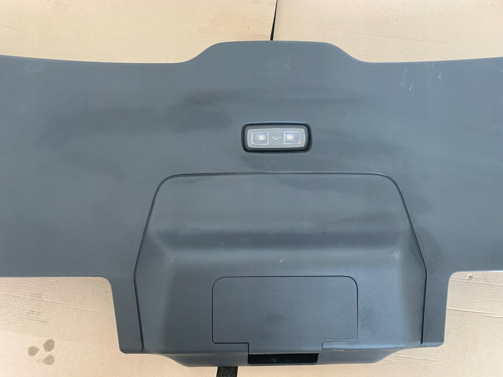 фото №6, Ford mustang mach-e 21r 75.7kwh оббивка кришки багажника задня оригінал